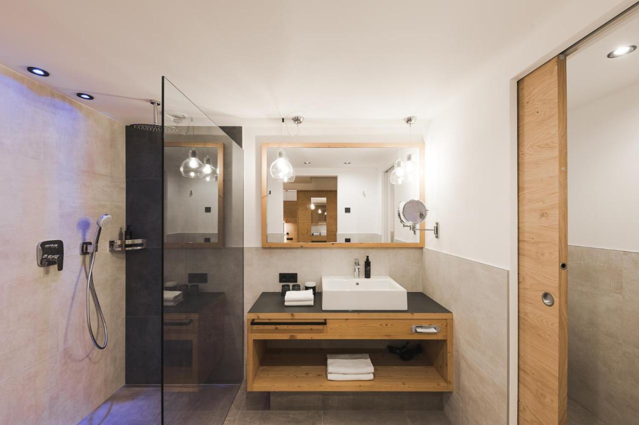Hotel Zum Mohren レージア エクステリア 写真